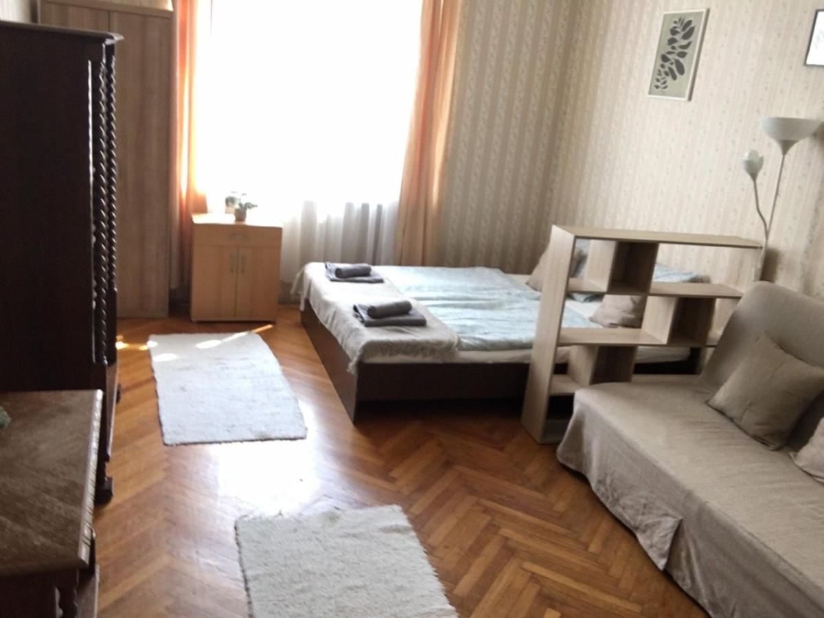 Cozy Flat At Stadionok M Station Budapeste Exterior foto