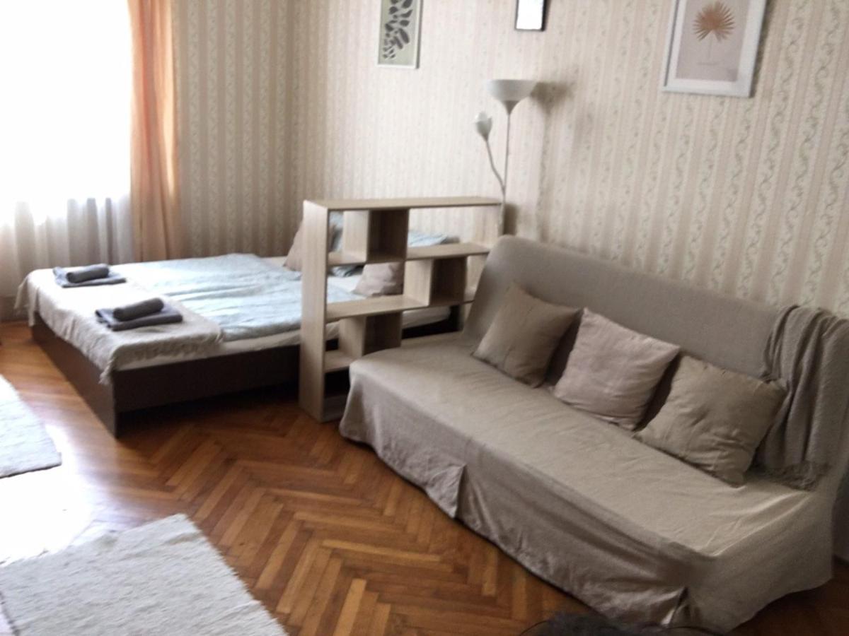 Cozy Flat At Stadionok M Station Budapeste Exterior foto
